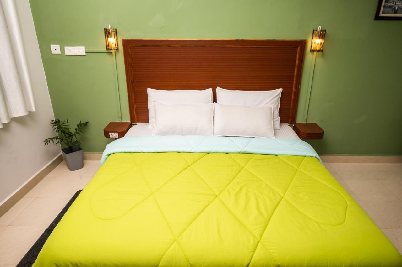 Royal Orbit Resort Агонда Екстериор снимка